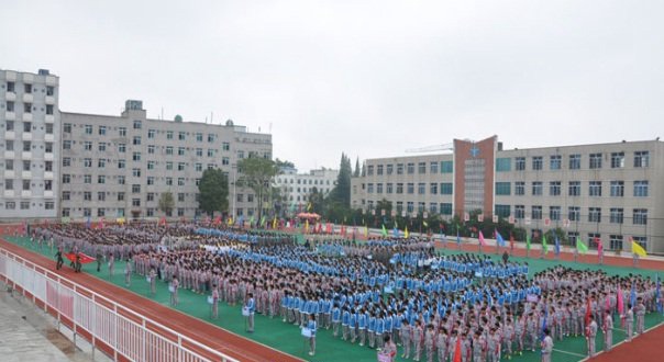 贵州省电子工业学校2018年录取分数线