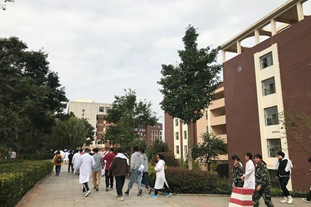 重庆市医药学校热门专业|哪些专业最好