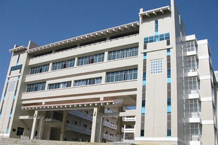 重庆工贸技师学院收费政策|奖学金以及助学金设置