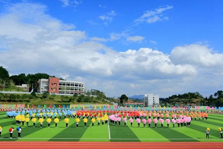 贵阳市中华职业学校校园环境如何