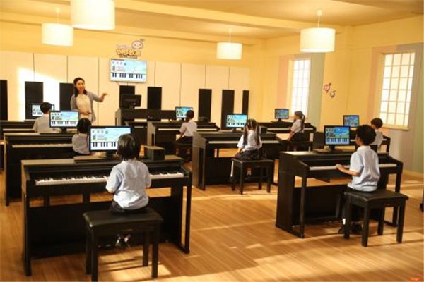 安顺市民族中等职业学校有那些专业?