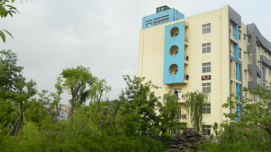 广元川北幼师高等学校怎么样?