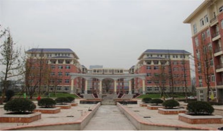 重庆巴南职高学校排名