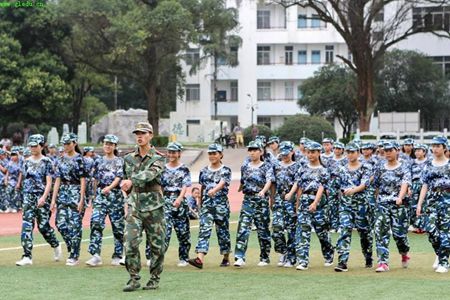 息烽县中等职业学校收费政策|奖学金以及助学金设置