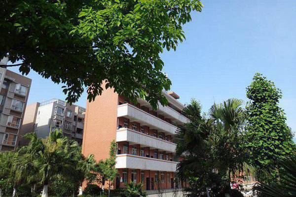 重庆市矿业工程学校地址在哪里