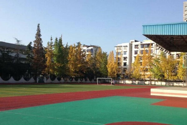 四川省广元市朝天职业中学学费是多少