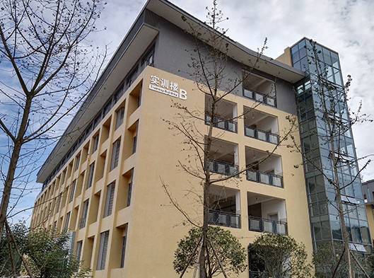 四川幼儿师范学校分数线