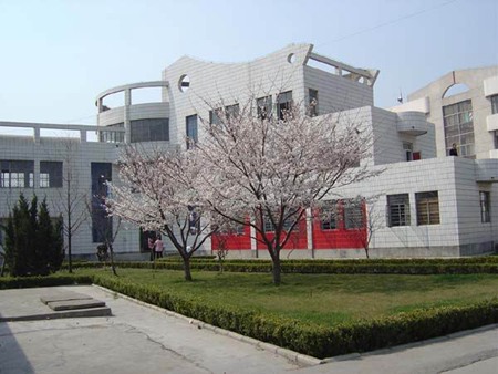 景洪市职业高级中学寝室环境怎么样?