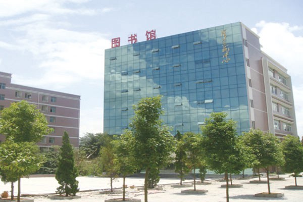 重庆工商学校乘车线路怎么走?