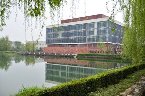 西华大学成人教育汽车专业学费