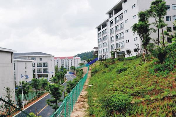 云南现代职业技术学院乘车线路