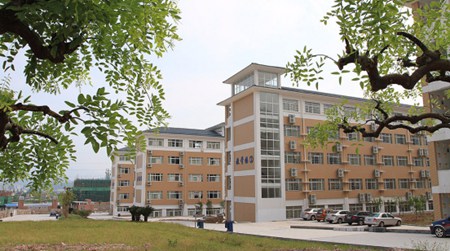 成都职高服装设计学校排名