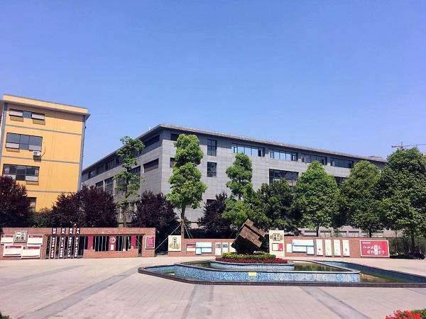 成都五月花高级技工学校有铁道车辆运用与检修吗