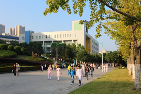 云南昆明卫生职业学校怎么样