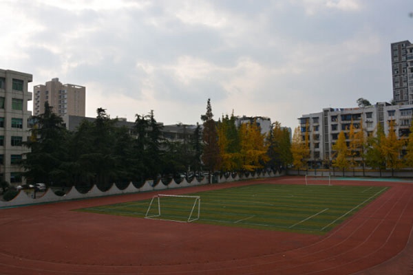 四川省广元市朝天职业中学学费是多少