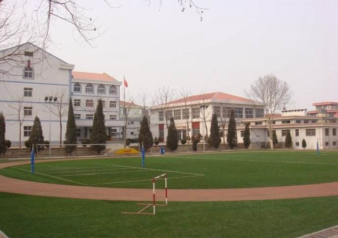 泸州市职业技术学校学费是多少?