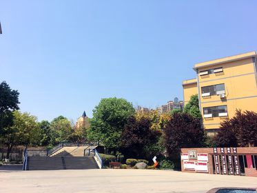 重庆市风景园林技工学校地址在哪里?