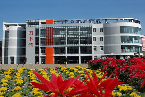 成都指南针职业技术学校乘车路线怎么走?