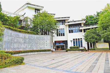 余庆县中等职业学校校园环境如何