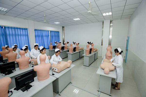 重庆市轻工业学校地址在哪里?