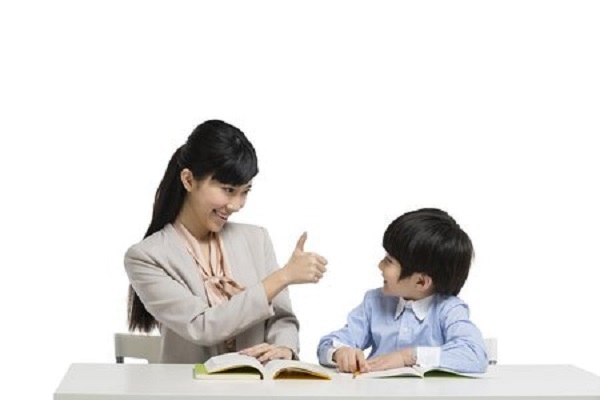 成都小学教育学校要多少钱