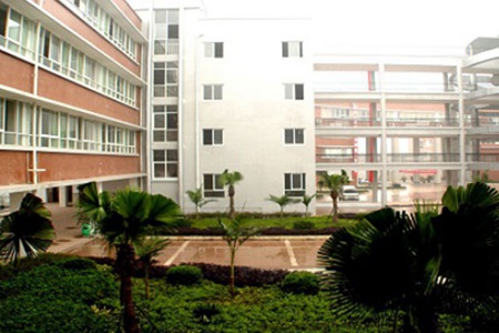 重庆三峡卫生学校地址|交通以及乘车路线