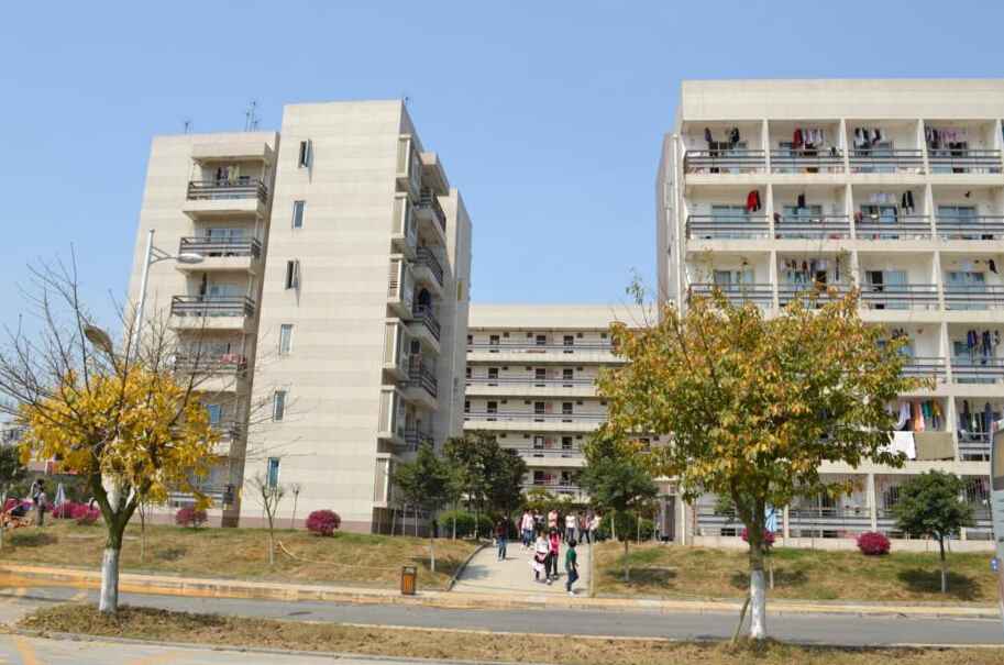 重庆工贸职业技术学院寝室环境怎么样?