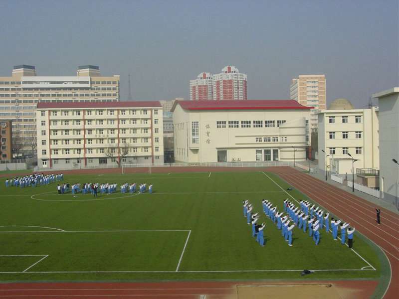 云南昆明工业学校乘车路线