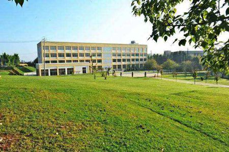 重庆市三峡职业学校校园环境如何