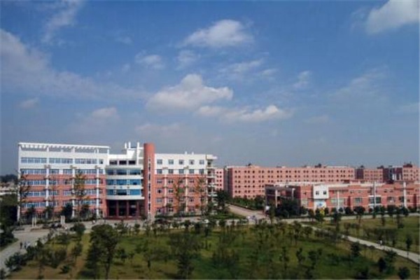 成都职业技术学院怎么样