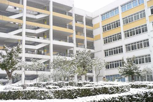 内江职业学院报名地址