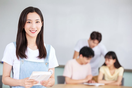 成都华商理工职业学校入学要求招生对象